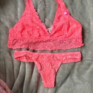 Lace Bralette and Panty Set - Pink